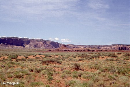 Photo - Arizona - Monument Valley au milieu de nulle part