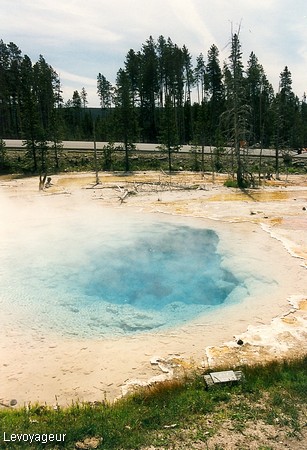 Photo - Yellowstone National Park - Firehole pool