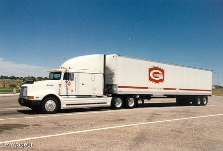 Photo - Californie - Camion de transporteur