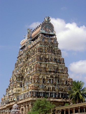 Photo - Chidambaram - temple de Nataraja - L'un des quatre gopuram ( tour d'entrée )