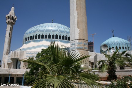 Photo - La ville moderne - L'extérieur  de la mosquée Malik Abdallah