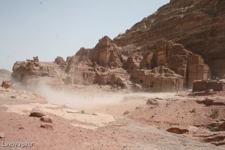 Photo - Vent de sable sur le site de  Pétra