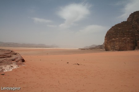 Photo - Paysages spectaculaires du désert de Wadi Rum