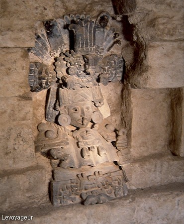 Photo - Oaxaca - Le musée régional -  Statue précolombienne