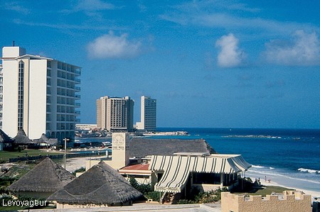 Photo - Cancun (Golfe du mexique) - Zone hotelière