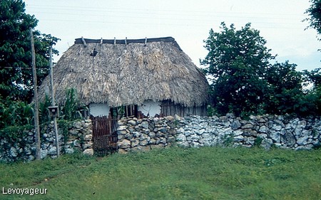 Photo - Proximité de Mérida - Maison de paysan Maya