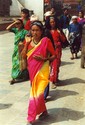 Photo - Katmandou - Couleurs chatoyantes des saris