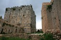 Photo - Château de Saône - L'une des trois tours de la forteresse édifiée au XII siècle