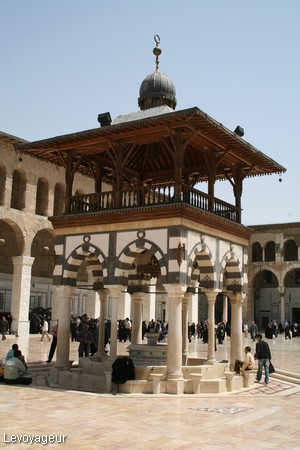Photo - Le bassin des ablutions de la Mosquée des Omeyyades