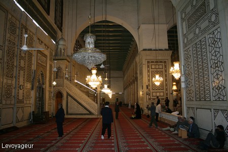 Photo - L'intérieur de la Mosquée des Omeyyades