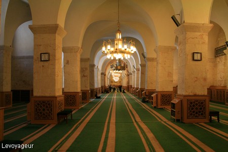 Photo - L'intérieur de la grande mosquée d'Alep