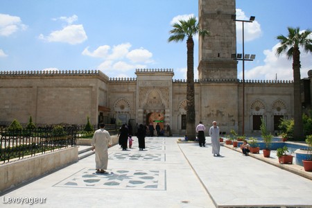 Photo - L'entrée de la La grande mosquée d'Alep