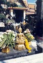 Photo - Bangkok - Enceinte du Wat Pho - Bouddha recouvert de feuilles d'or