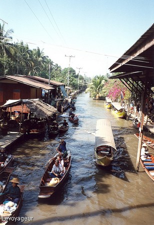 Photo - Environs de Bangkok - Damnoen Saduak - Le marché flottant
