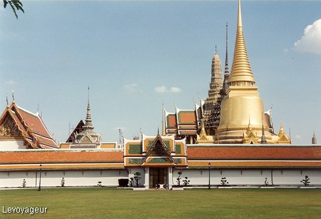 Photo -  Bangkok - Palais royal et temple Wat Phra Kaeo (1782)