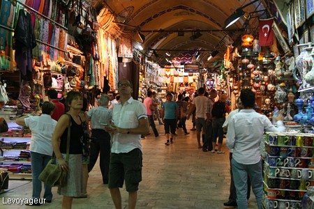 Photo - Shopping  au grand bazar