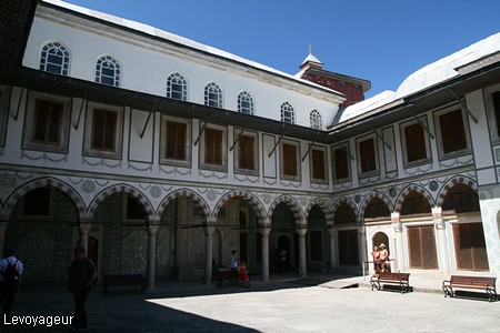 Photo - La cour et les appartements du harem - Palais de Topkapi